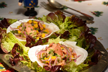 Machas en Leche de Tigre con Mango, Ají Verde y Cilantro